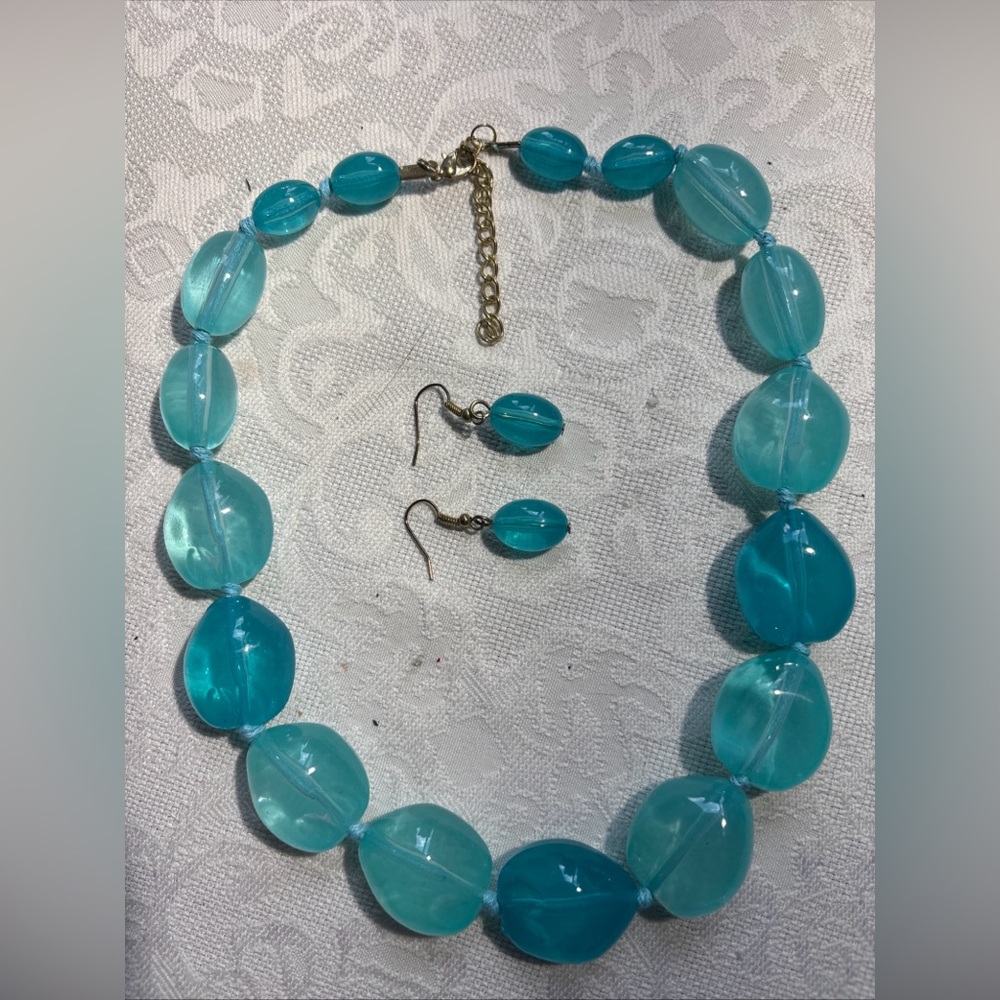 Elegant Blue-Green Necklace and Earring Set Lucite Acrylic Choker vintage - Picture 5 of 8